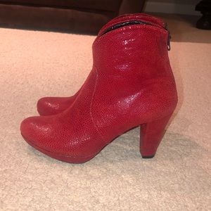 Red bootie